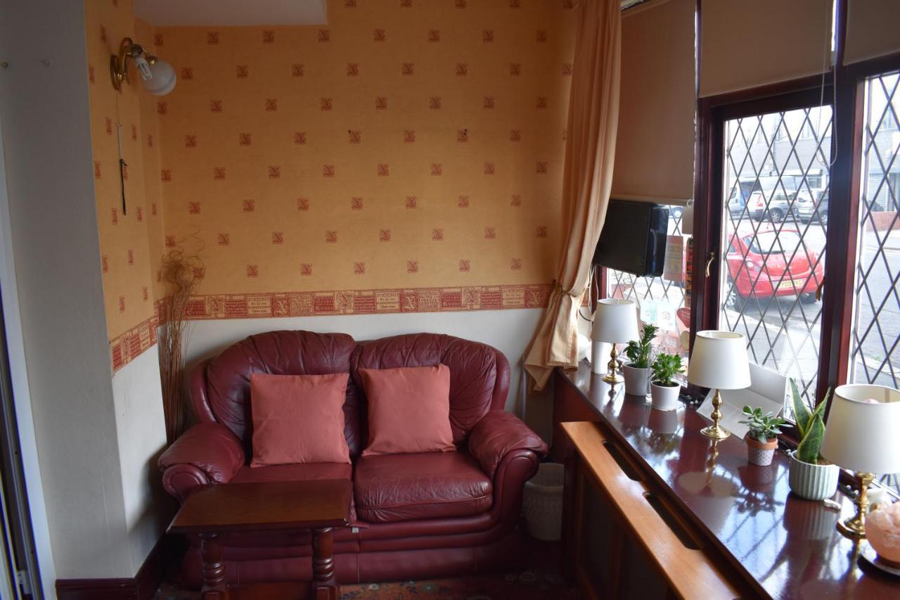 Lyndhurst Hotel Blackpool Exteriör bild